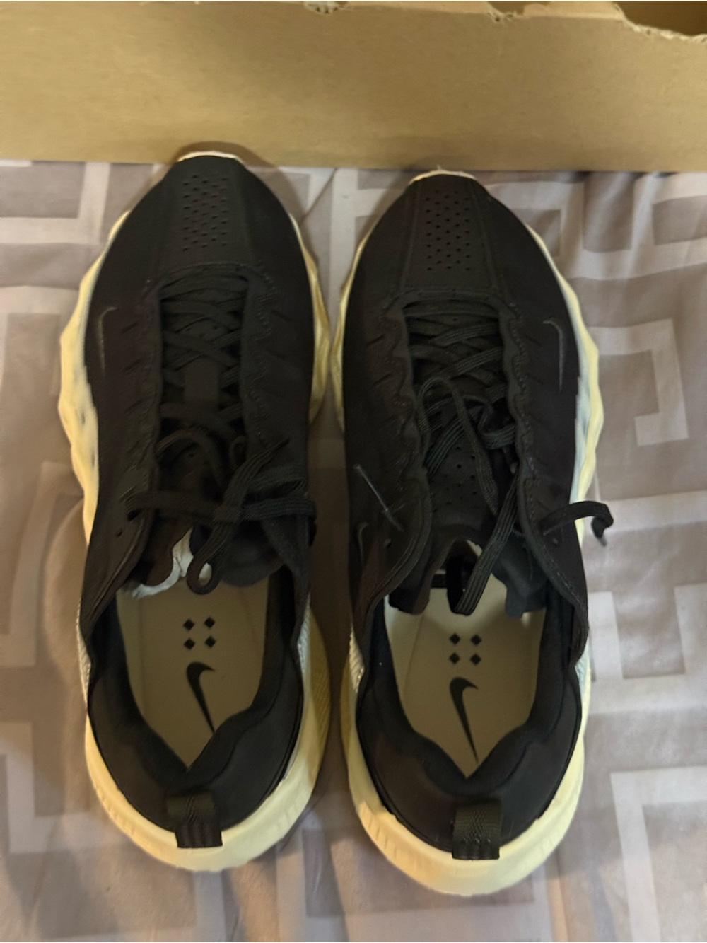 Nike Men’s Black Sneakers with Off-White Sole